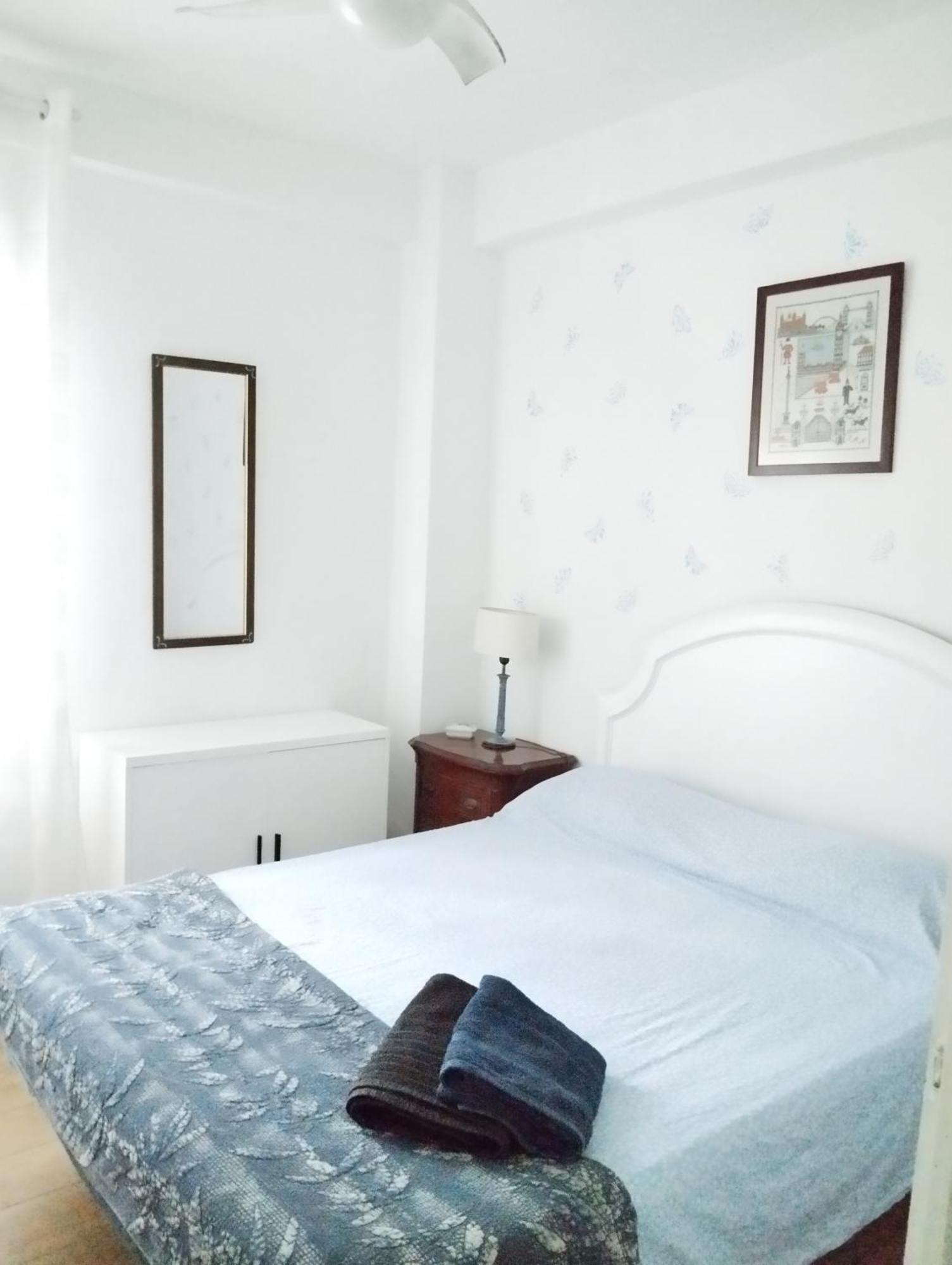 Apartamento Luminoso Y Nuevo En Madrid Rio Esterno foto